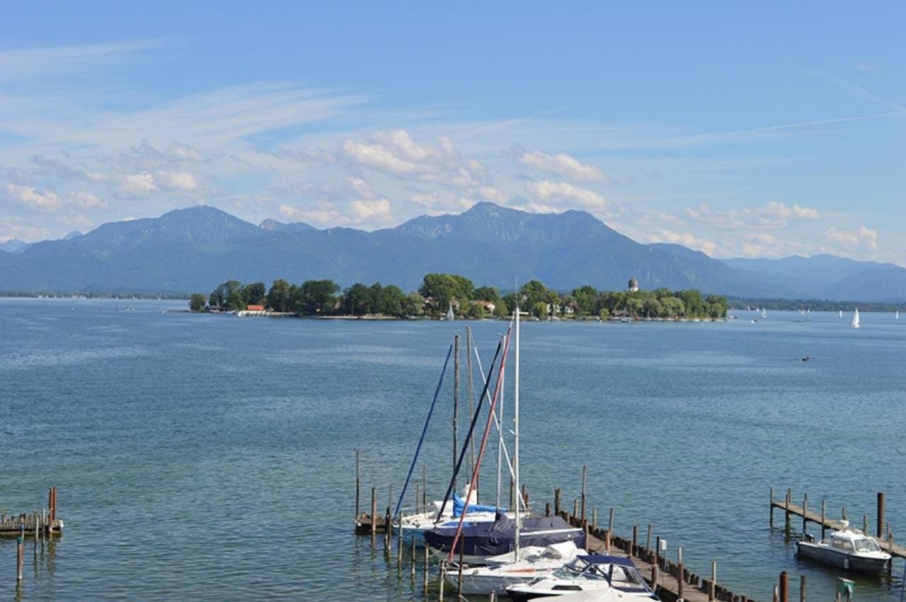 Gaestehaus Gruenaeugl Am See Gstadt am Chiemsee Bagian luar foto