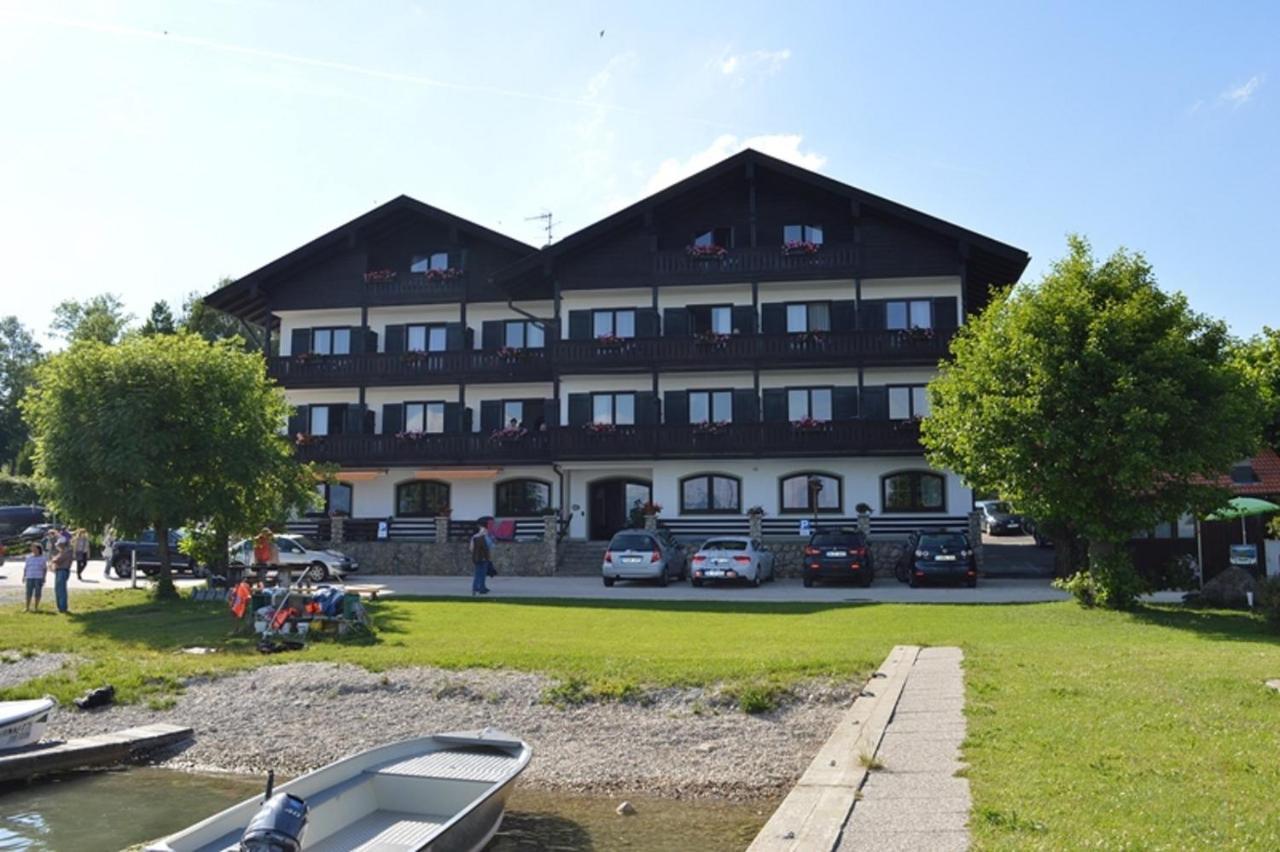 Gaestehaus Gruenaeugl Am See Gstadt am Chiemsee Bagian luar foto